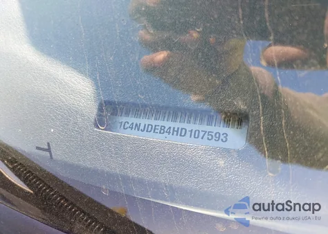 2017 Jeep Compass High Altitude 4X4 z USA, uszkodzony, nr VIN 1C4NJDEB4HD107593